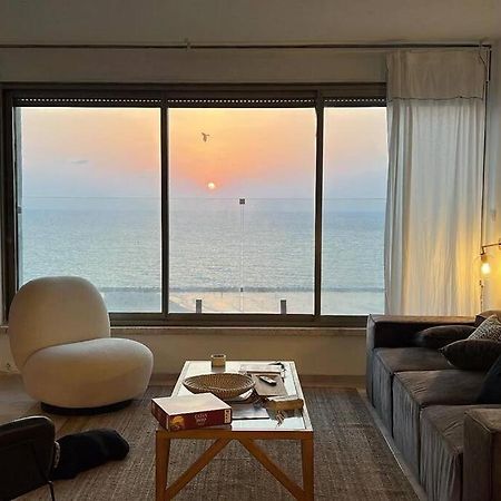 Beachfront Apartment With Breathtaking Sea View Νετάνια Εξωτερικό φωτογραφία